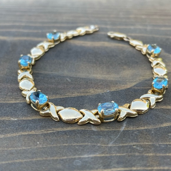 14k Gold Town & Country Blue Topaz Bracelet - Picture 3 of 7